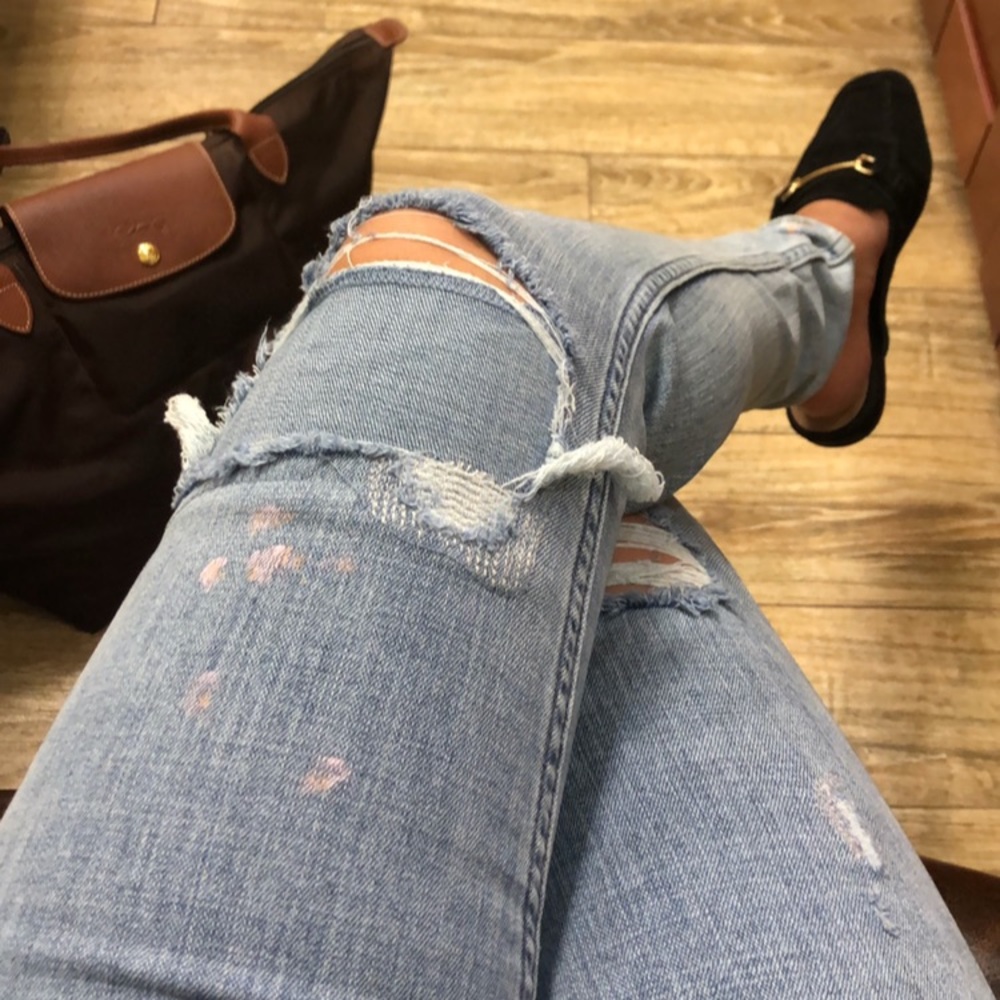 535 super skinny Distressed Levi’s w/ Pink paint